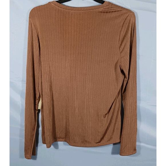 Cyrus Top Women's XL Tan Ribbed Long Sleeve Round Neck Silky NWT - Picture 7 of 9